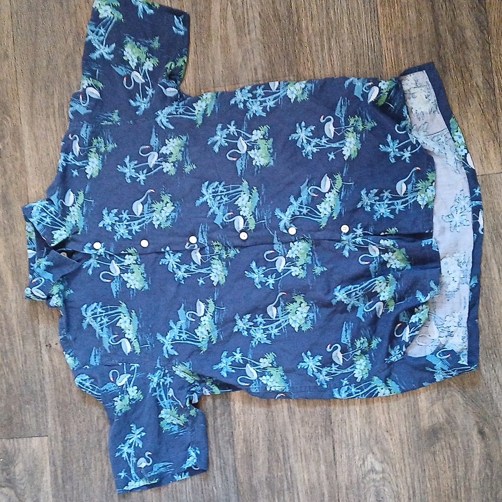 Nautica 100% Silk Tropical Flamingo Printed Short-Sleeve Camp Shirt.